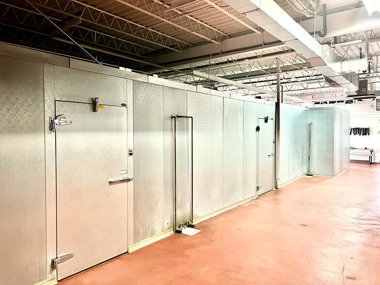 More Photos Of 4350 Broadway, Denver Refrigeration Cold Storage For Sale