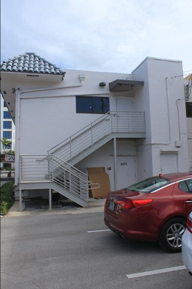 More Photos Of 2475 Hollywood Blvd, Hollywood Office For Lease