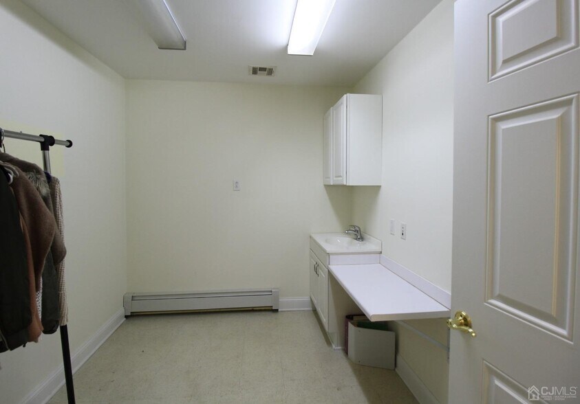 More Photos Of 637 Georges Rd, New Brunswick Medical For Sale