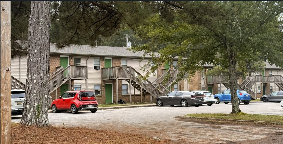 More Photos Of 2601 Cole St, Tuskegee Institute Apartments For Sale