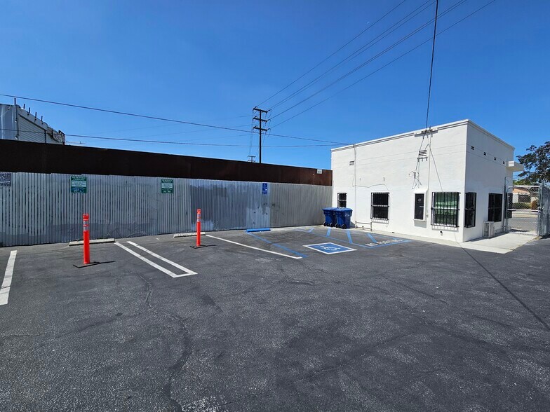 More Photos Of 3508 Eagle Rock Blvd, Los Angeles Loft Creative Space For Lease