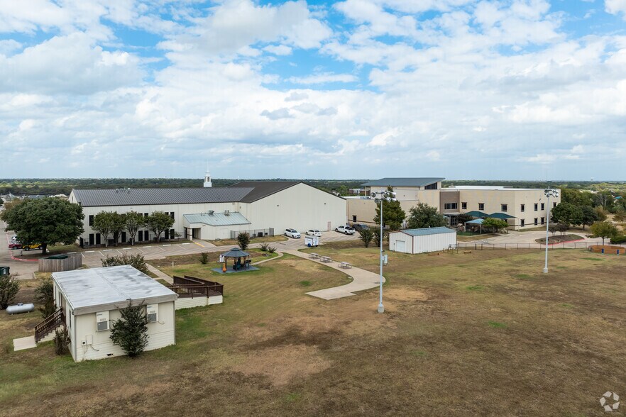 More Photos Of 1800 E Broad St, Mansfield Land For Sale