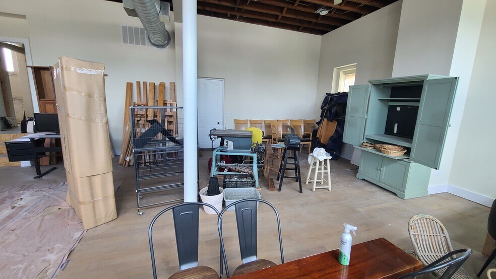 More Photos Of 401-403 Elm St, Ludlow Storefront Retail Residential For Sale