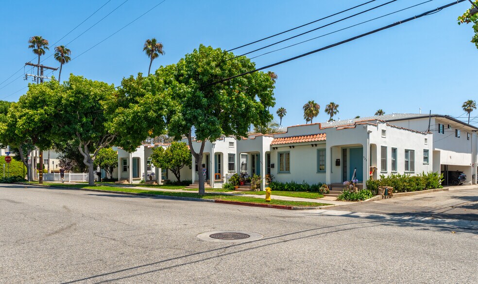 Primary Photo Of 522-532 Idaho Ave, Santa Monica Apartments For Sale