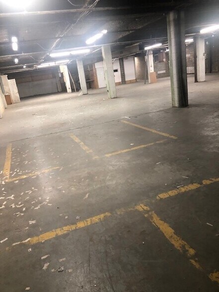 More Photos Of 1487 Schenectady Ave, Brooklyn Warehouse For Lease