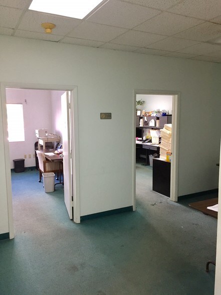 More Photos Of 14150 SW 119th Ave, Miami Manufacturing For Lease