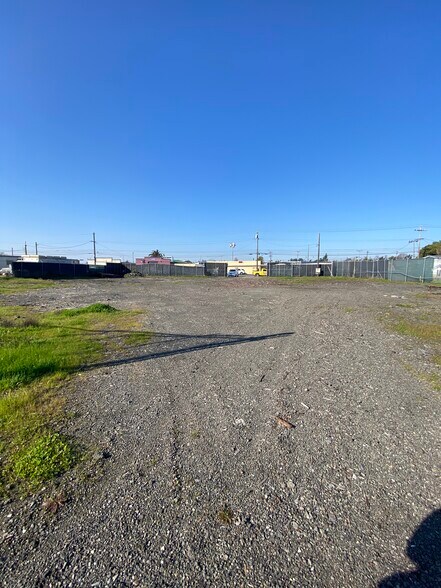 More Photos Of 1401 Lemon St, Vallejo Land For Lease