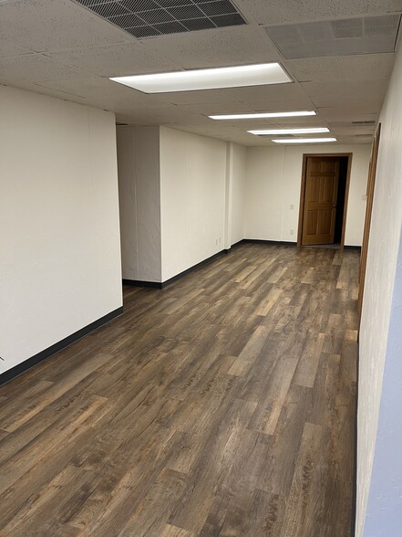 More Photos Of 526 W Wisconsin Ave, Appleton Medical For Lease