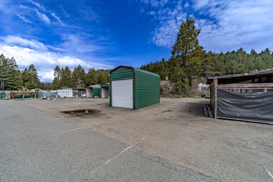 More Photos Of 55 Myers Ave, Myers Flat Manufacturing For Sale