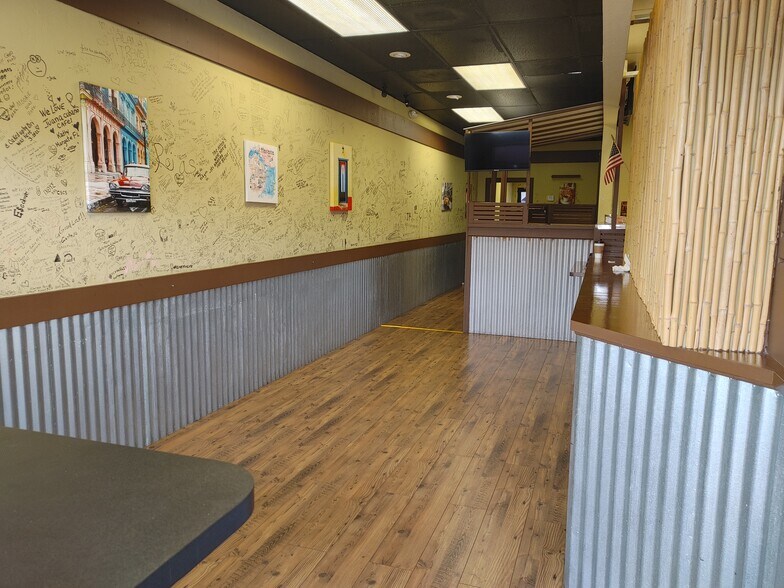 More Photos Of 10250-10352 W Sample Rd, Coral Springs Storefront Retail Office For Sale