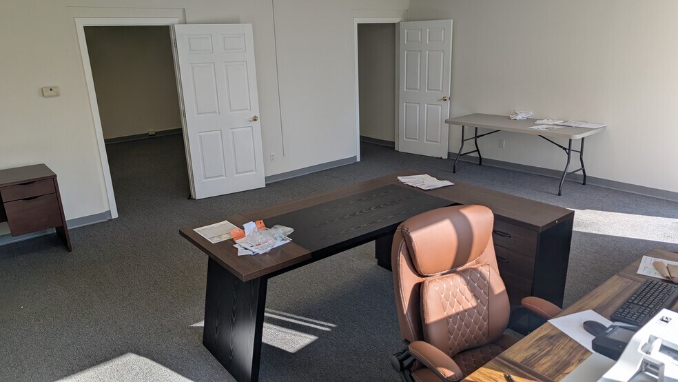 More Photos Of 2415 Boston Post Rd, Guilford Loft Creative Space For Lease