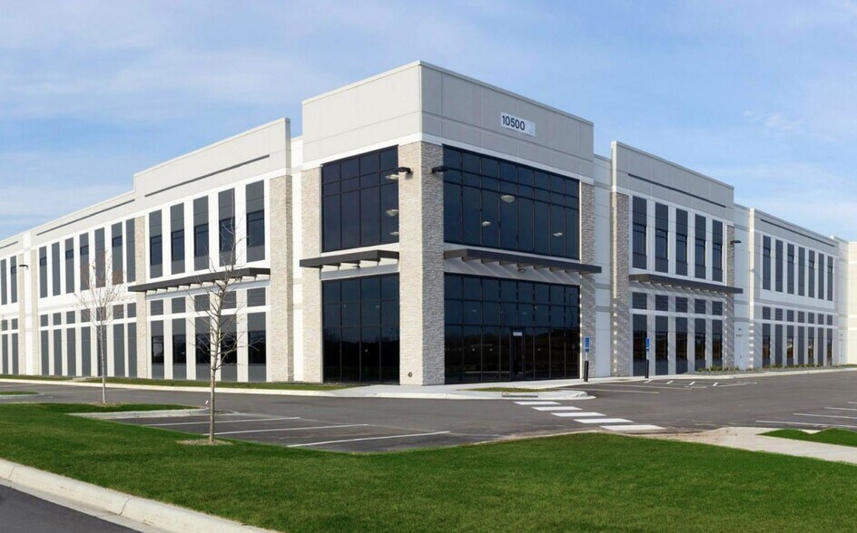 More Photos Of 10901 Elm Creek Blvd, Maple Grove Distribution For Lease