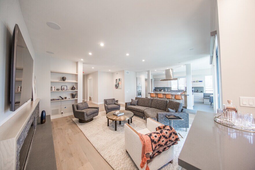 More Photos Of 1115 14th St, Santa Monica Apartments For Sale