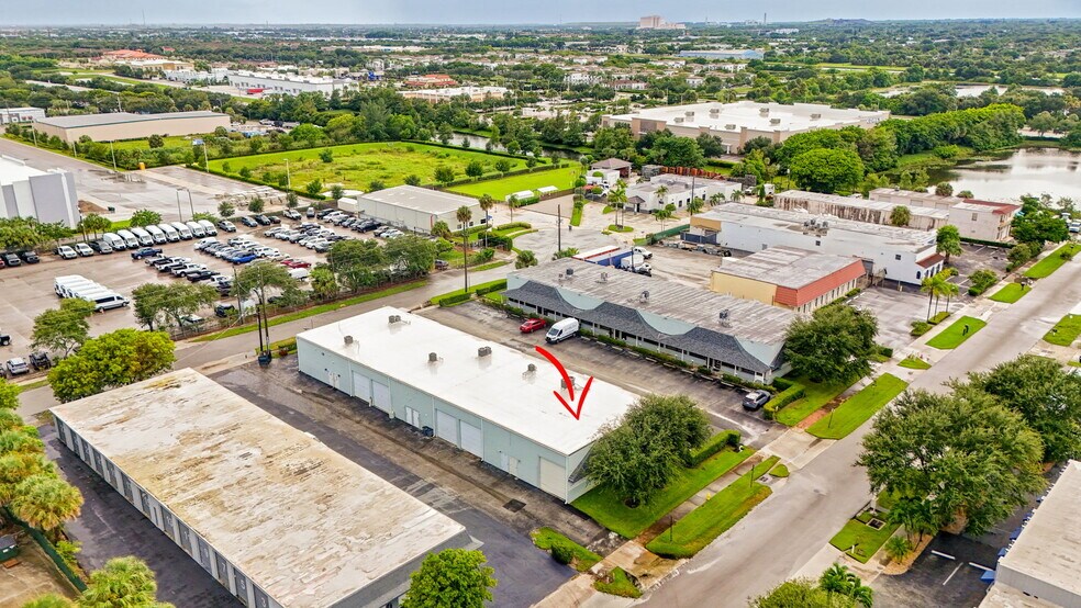 More Photos Of 1334 S Killian Dr, Lake Park Warehouse For Sale