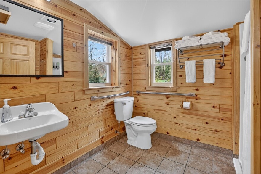 More Photos Of 10935 Linger Longer Rd, Grayling Hospitality For Sale