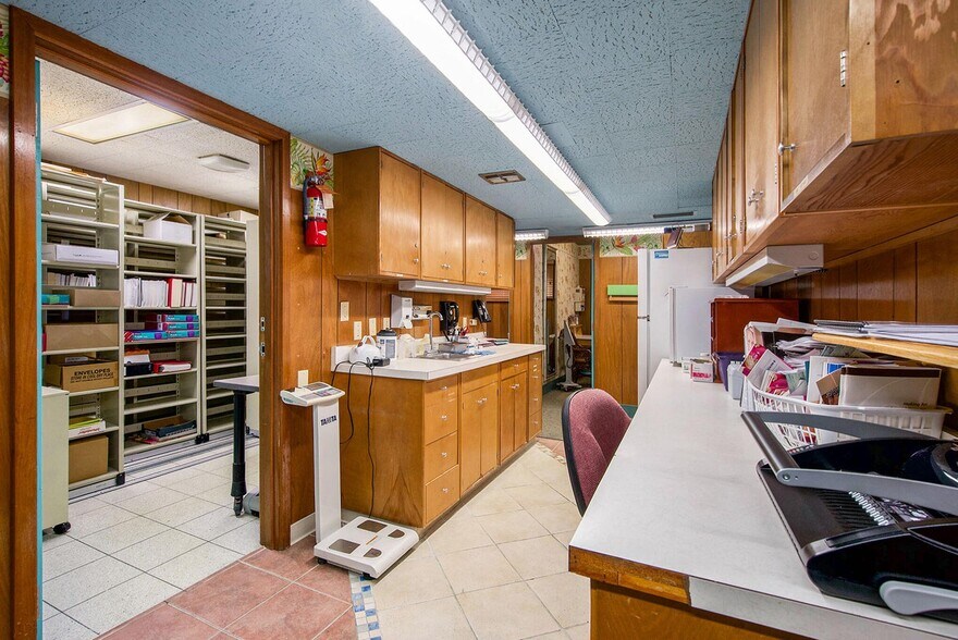 More Photos Of 1514 4th St, Jackson Healthcare For Sale