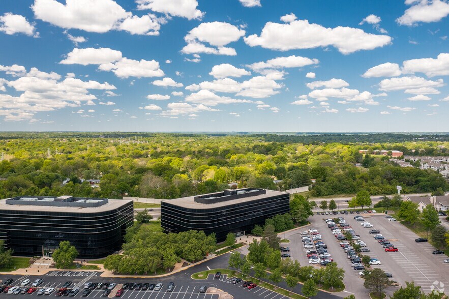 More Photos Of 1807 Park 270 Dr, Maryland Heights Office For Sale