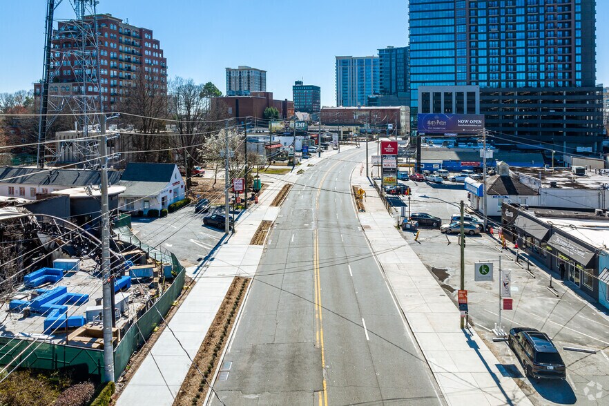 More Photos Of 3227 Roswell Rd NE, Atlanta Land For Lease