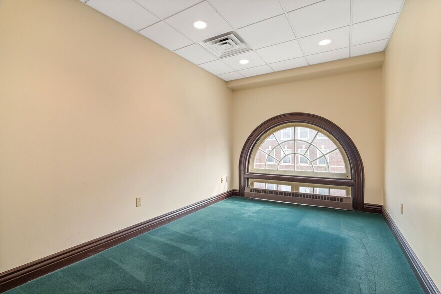 More Photos Of 19 Dove St, Albany Coworking Space