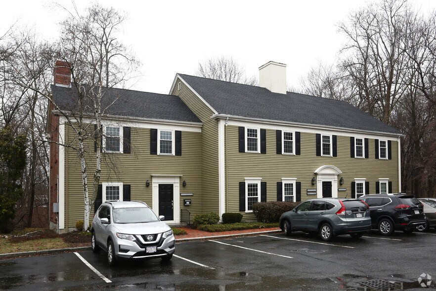 More Photos Of 1150 Main St, Concord Office For Lease