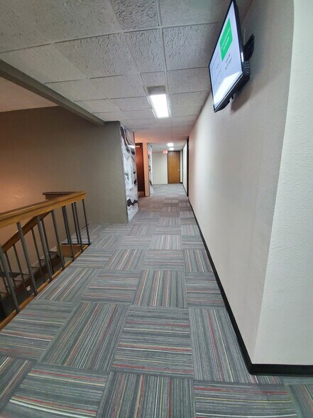 More Photos Of 833 E Arapaho Rd, Richardson Office For Lease