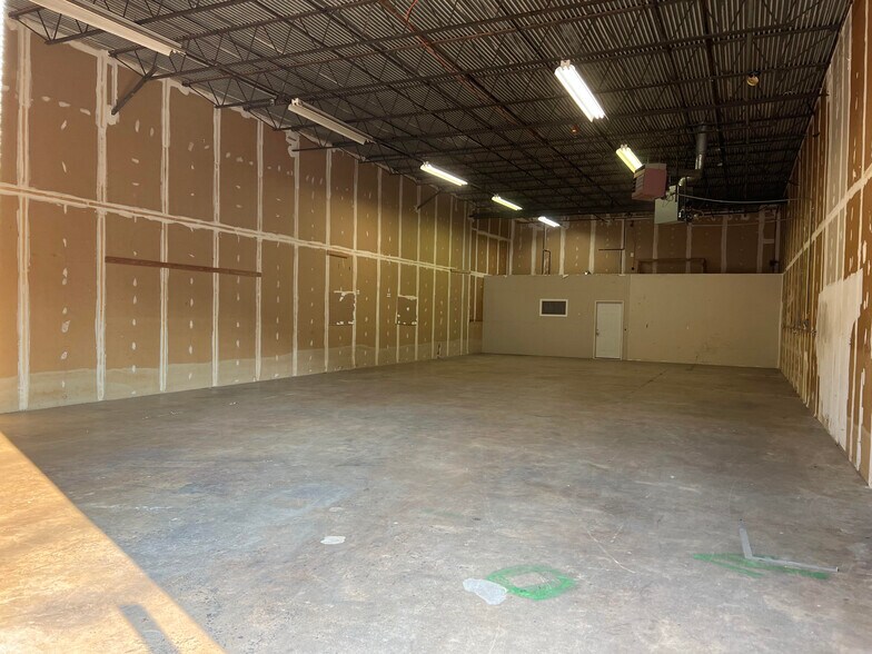 More Photos Of 3440 Oakcliff Rd, Atlanta Warehouse For Lease