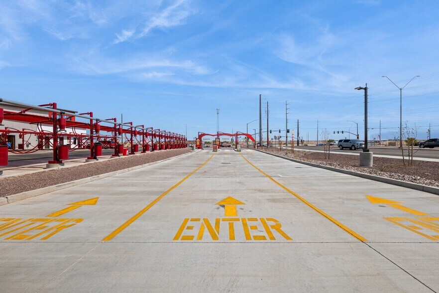 More Photos Of 3202 8 E Ave, Yuma Carwash For Sale