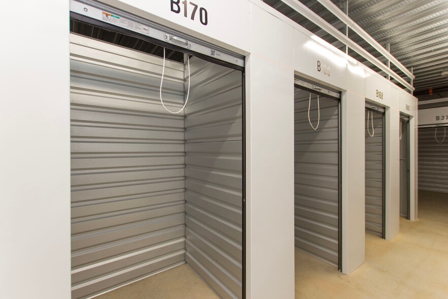 More Photos Of 11017 County Line, Madison Self Storage For Sale