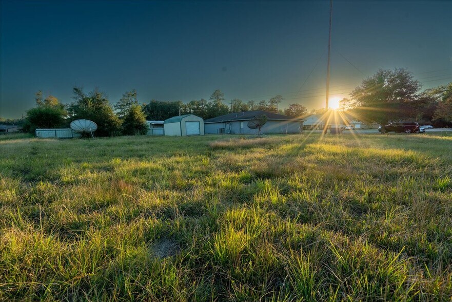 More Photos Of 5304 Meeks Dr, Orange Office For Sale