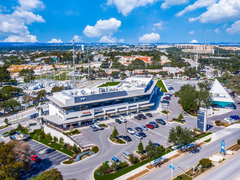 More Photos Of 8435 Wurzbach Rd, San Antonio Medical For Lease