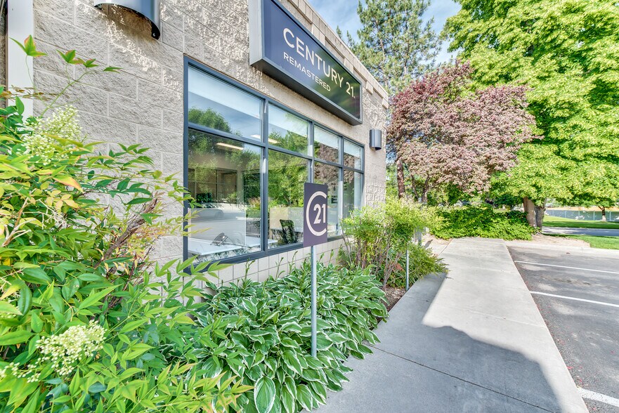 More Photos Of 5519 W State St, Boise Storefront Retail Office For Lease