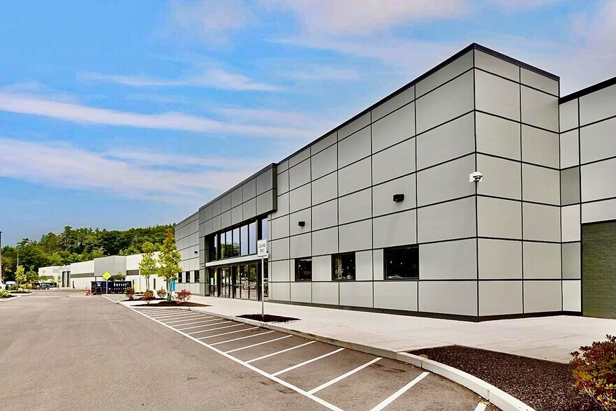 More Photos Of 196 E Main St, Milford Light Manufacturing For Sale