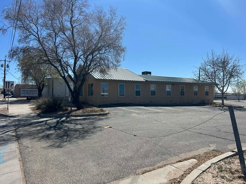More Photos Of 808 Gibson Blvd SE, Albuquerque Manufacturing For Sale