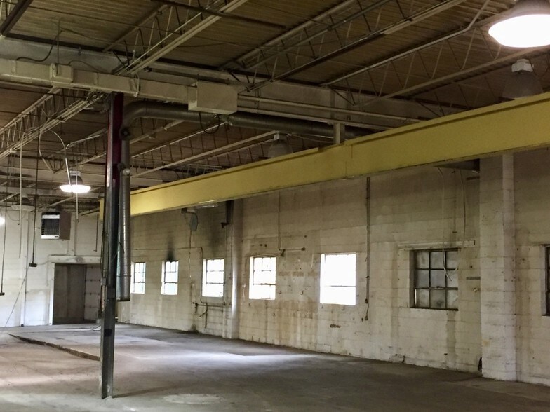 More Photos Of 885 Anita Ave, Antioch Manufacturing For Sale