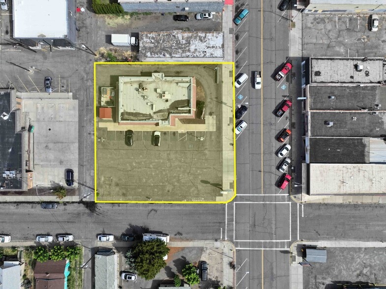 More Photos Of 318 S Wapato Ave, Wapato General Retail For Sale