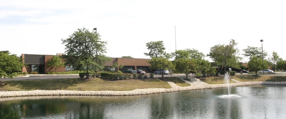 More Photos Of 2600 Warrenville Rd, Downers Grove Office For Lease