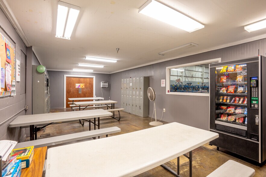 More Photos Of 534 Patterson Ave, Fort Oglethorpe Service For Lease