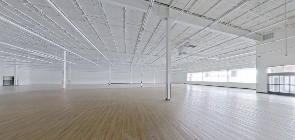 More Photos Of 1546 Ohio Ave S, Live Oak Unknown For Lease