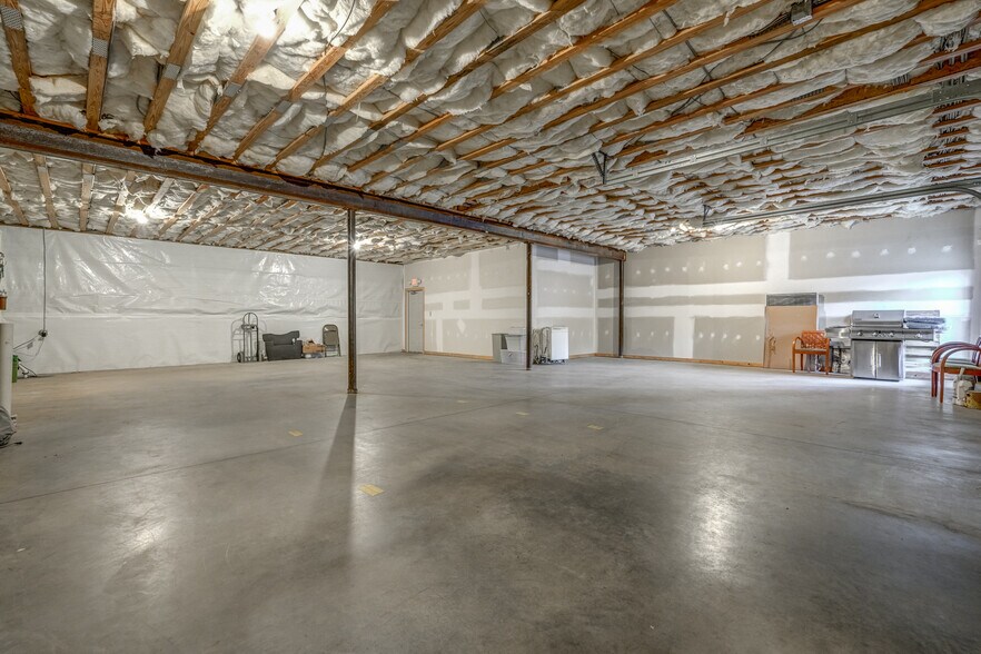More Photos Of 95 Zion Station Ct, Troy Flex For Sale