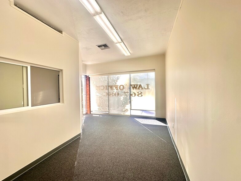 More Photos Of 17116-17122 Bellflower Blvd, Bellflower Storefront For Lease