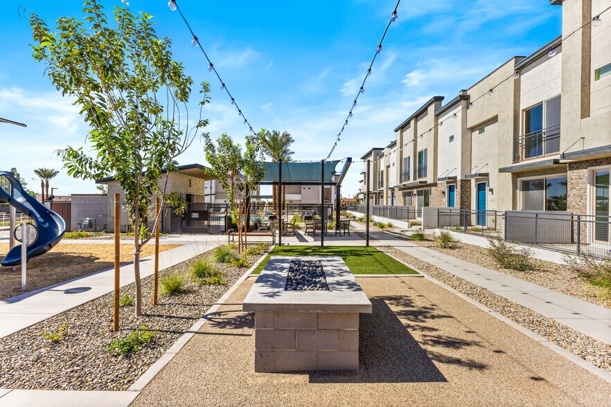 More Photos Of 651 N Ironwood Dr, Apache Junction Apartments For Sale