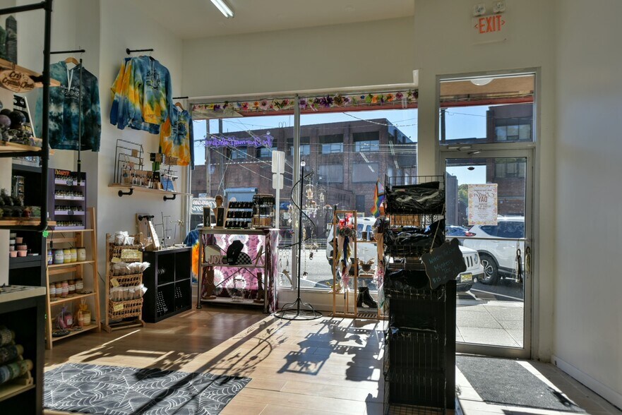 More Photos Of 154 Main St, Butler Storefront Retail Residential For Sale