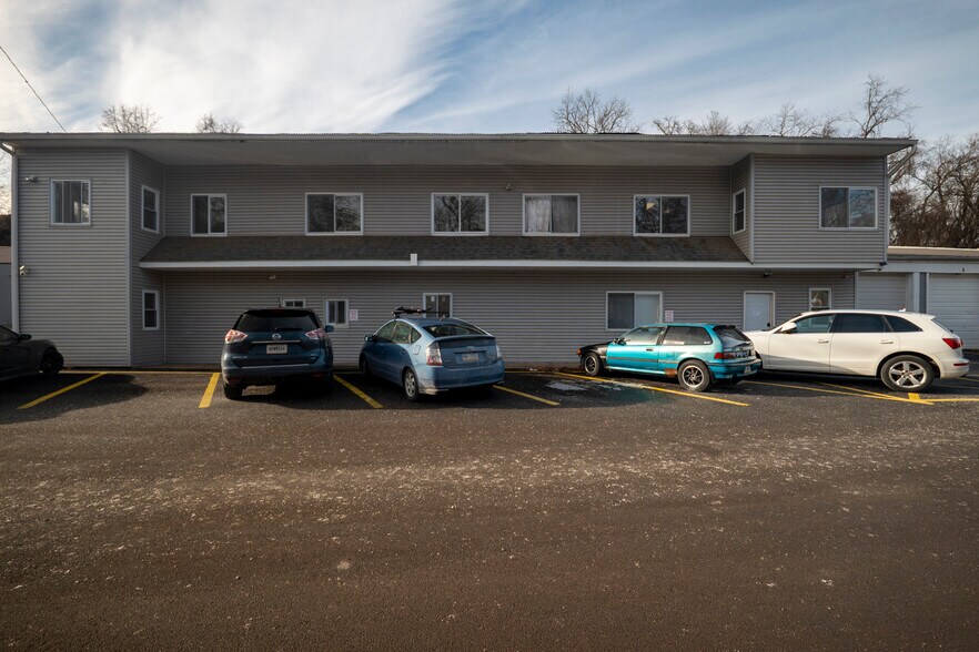 More Photos Of 400 Railroad St, Pittsburgh Warehouse For Lease