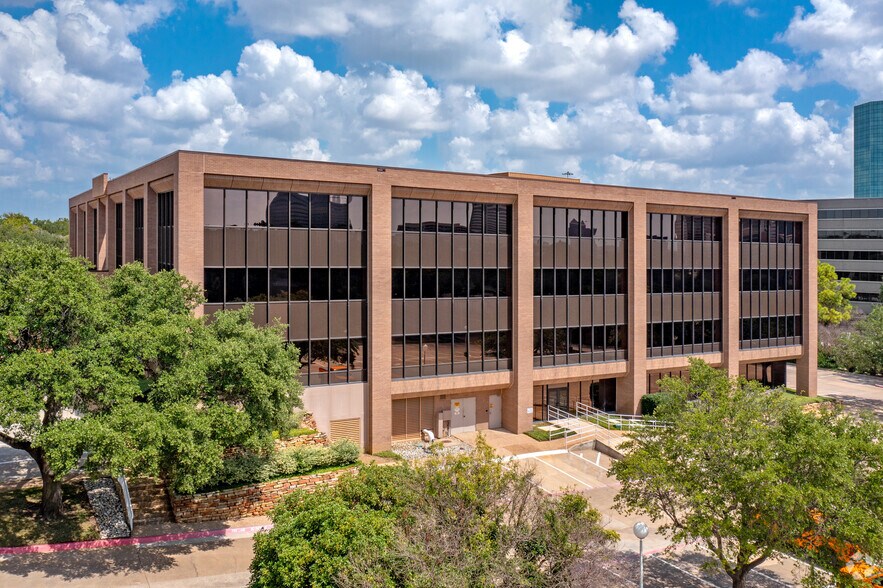 More Photos Of 4600 Fuller Dr, Irving Office For Lease