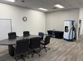 More Photos Of 11621-11637 Busy St, Midlothian Warehouse For Sale