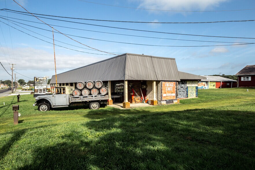 More Photos Of 1207 Route 40, Woodstown Freestanding For Lease