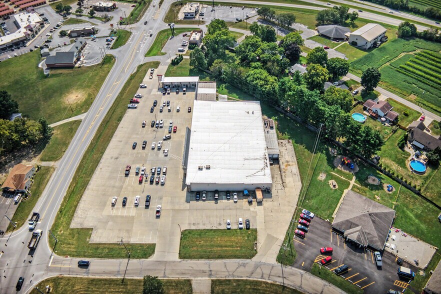 More Photos Of 3733-3765 Hamilton Cleves Rd, Hamilton General Retail For Lease