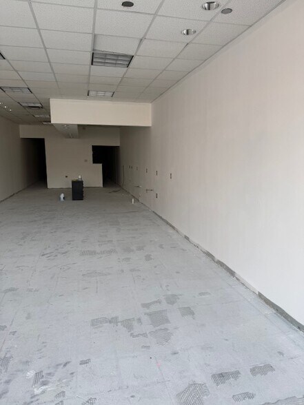 More Photos Of 1796-1808 Lake Rd, Hamlin Unknown For Lease