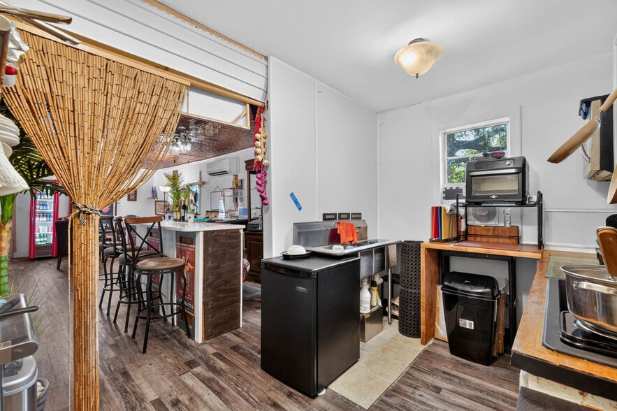 More Photos Of 3323 Saint Johns Ave, Palatka Restaurant For Sale