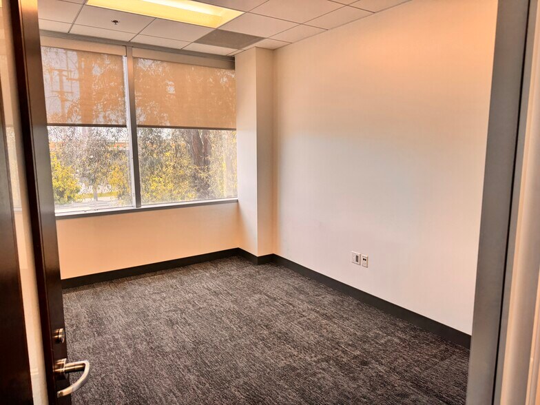 More Photos Of 2151 E Grand Ave, El Segundo Office For Lease